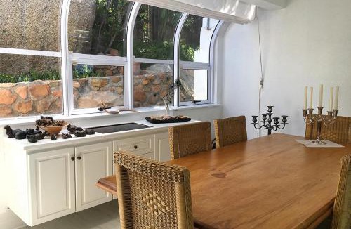 Simon's Town House | The Seaside View