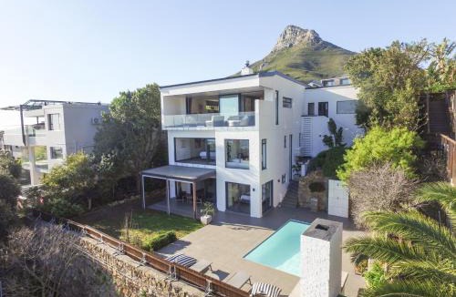 Camps Bay Villa | The SunCatcher