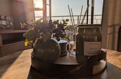 Walmer Apartment | The Sunlit Sanctuary