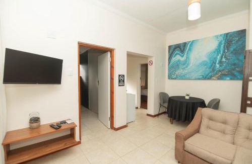 Walmer House | The Valley Guesthouse - Cottage 2 Self-Catering