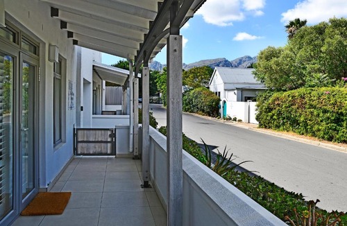 Franschhoek Apartment | The Village Cottage