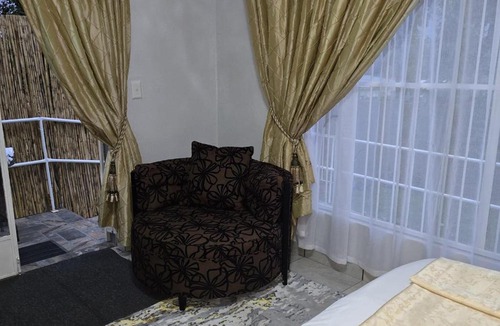 Krugersdorp House | The Wentworth Guest House -PREMIER ROOM