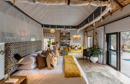 Ehlanzeni Cabin | Thornybush Simbambili Lodge