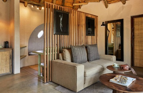 Kareeberg Cabin | Toro River Lodge