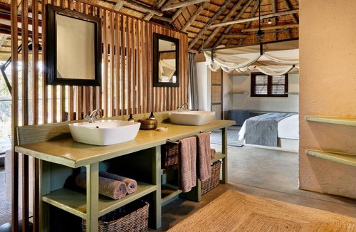 Kareeberg Cabin | Toro River Lodge