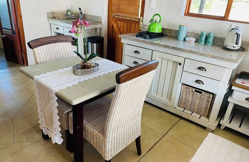Ladismith Villa | Tranquil Villa Retreat at Oaksrest Vineyards, Ladismith