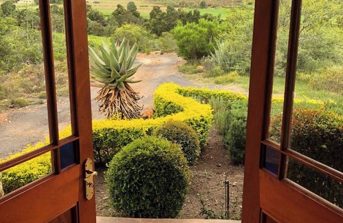 Ladismith Villa | Tranquil Villa Retreat at Oaksrest Vineyards, Ladismith