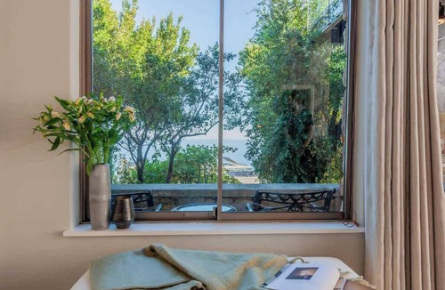 Camps Bay Apartment | Tuscan Experience