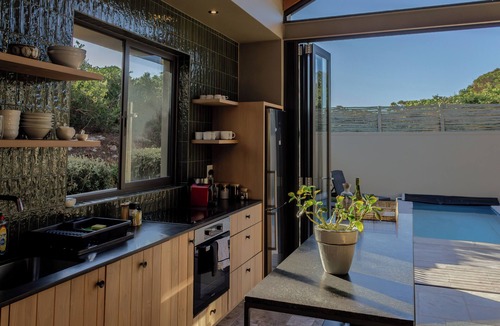 Gansbaai Cabin | Two Luxury Cabins in Private Beach and Fynbos Estate