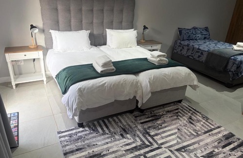 Langenhoven Park House | Two Trees Guesthouse