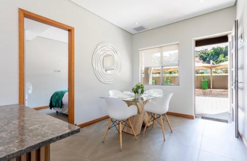 Shaka's Rock Apartment | Unit 1 Eden Palms