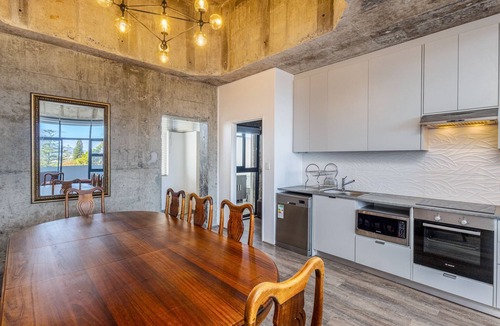 Milnerton Apartment | Urban Chic Retreat Stunning Mountain Views by CTHA