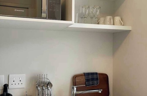 Umhlanga Apartment | Urban & Serene Rental Apartment in uMhlanga