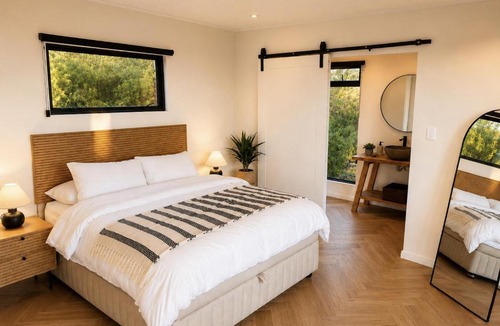 Victoria Bay House | Vic Bay Hideaway - Forest Ocean Views & Hot tub