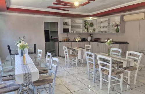 Mogwase Bed & Breakfast | Vicky B Bed And Breakfast