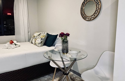 Downtown Johannesburg Apartment | Views from The 509