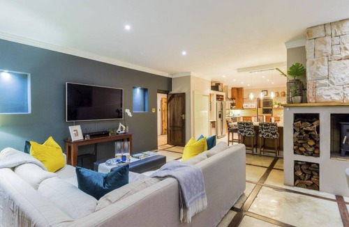 Constantia House | Villa Malbec in Constantia by Interhome
