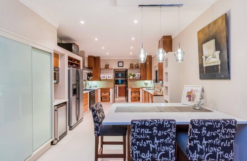 Constantia House | Villa Malbec in Constantia by Interhome