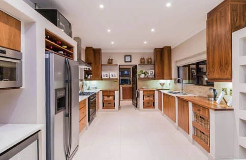Constantia House | Villa Malbec in Constantia by Interhome