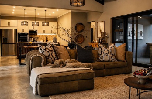 Thorny Bush Game Reserve Villa | Villa Thula