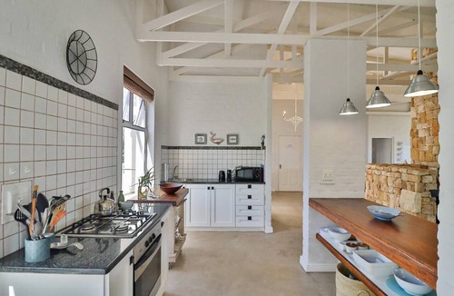 Franskraal Apartment | Vinho Verde Villa, Franskraal | Sea Views & Jacuzzi