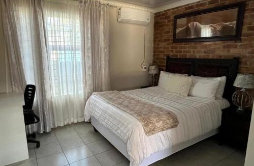 Taung Station Bed & Breakfast | Vista Ree Guesthouse Pty Ltd