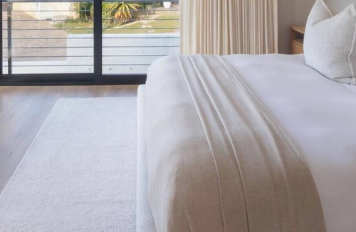 Vleesbaai House | Vleesbaai Luxury: Ocean Views, Heated Infinity Pool & Space for 10 Guests
