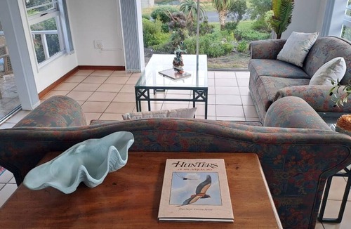 De Kelders Cottage | Wake up to the ocean at Sea Glass !