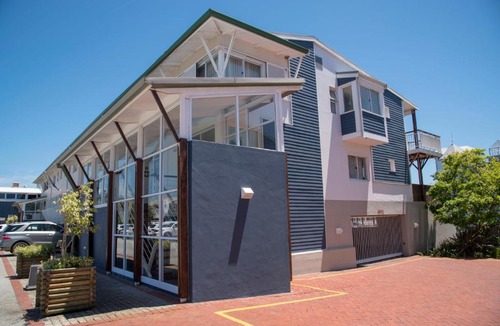 Waterfront Apartment | Waterfront 7 Quay West