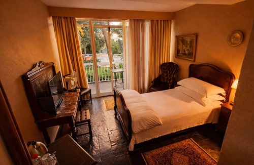 Queenswood House | Whistletree Luxury Manor