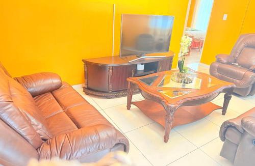 Kareeberg Villa | WHIZZY Villaz
