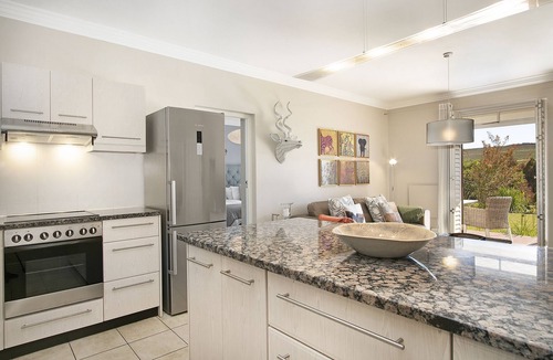 Stellenbosch Villa | Winelands Golf Lodges 4