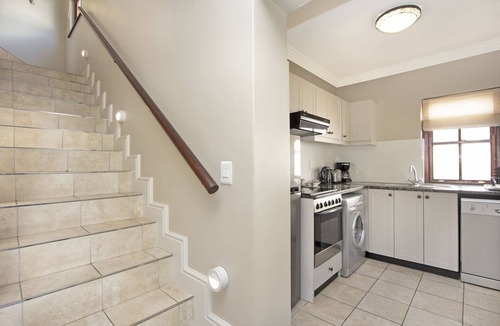 Stellenbosch Villa | Winelands Golf Lodges 16