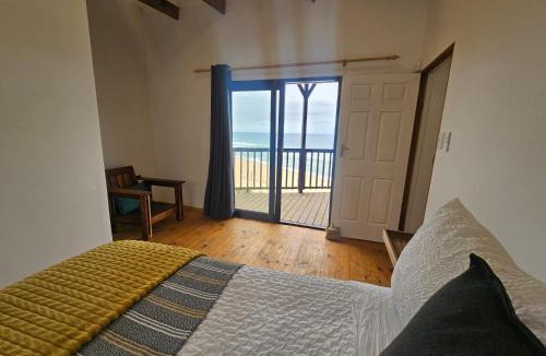 Ifafa Beach House | Wooden Cottage by the sea