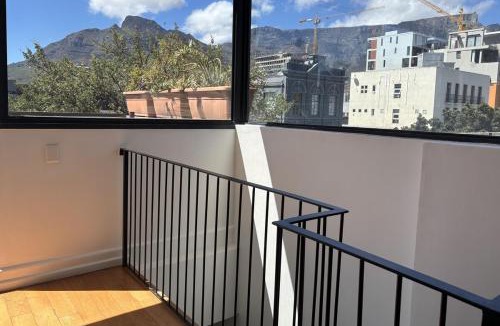 Bo'Kaap House | WOW Views Prime Heritage location Walkable V&A