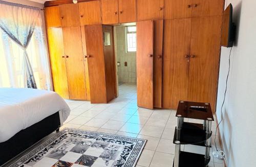 Trawal House | Zahies Accommodation