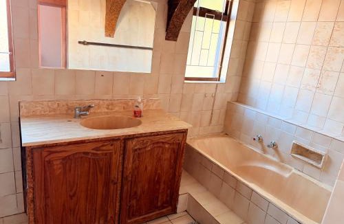 Trawal House | Zahies Accommodation