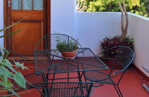 Hermanus Hostel | Zoete Inval Travelers Lodge-Backpacker Loft