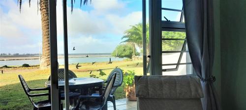 15 Kingfisher Heads Waterkant Street Velddrif in Velddrif
