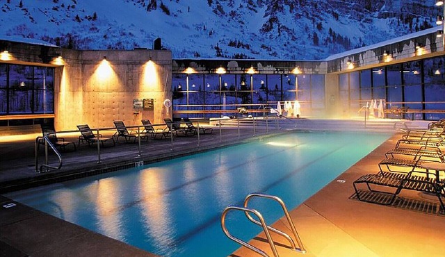 2 Bedroom - The Cliff Club at Snowbird - Full Resort Access in Snowbird