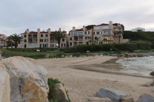 2 Spindrift Port Stfrancis in Cape St Francis