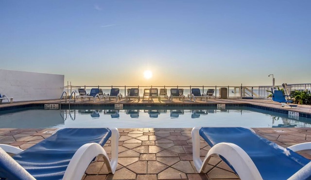 2 Units | Inviting Family Stay | Ocean Views, Beachside Fun & Local Attractions in Daytona Beach