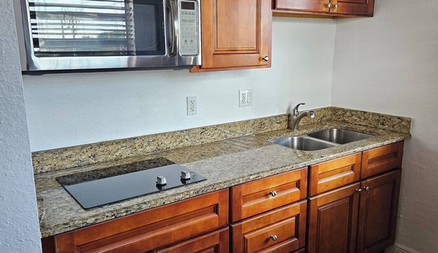 216 Panoramic Single Room in a waterfront hotel in Singer Island, FL in Riviera Beach
