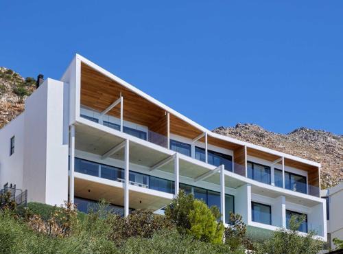 '22 Protea' - Luxury, Style and Elegance - Sleeps 12 in 6 En-suite Bedrooms in Gordonʼs Bay