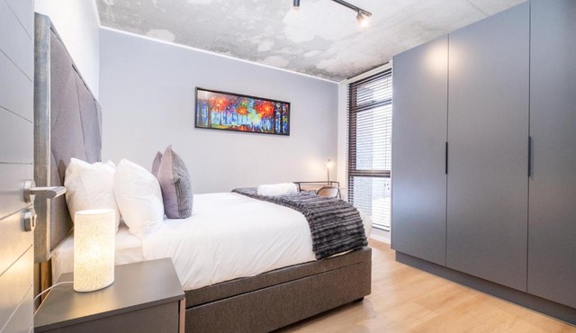 317 Riverlands - Lux 1 bedroom Apartment