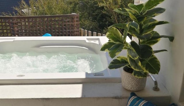African Violet Guest Suites in Noordhoek