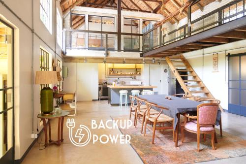 Alegria Barn Self-catering house -Solar Power in Waterfall