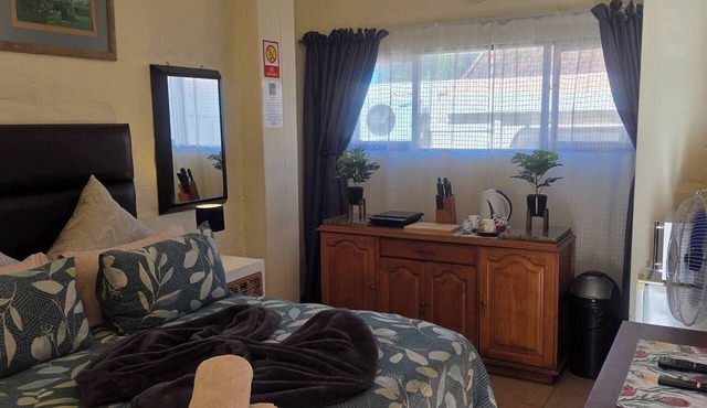 Aloe Self Catering Budget Room With Kitchenette in Port Shepstone