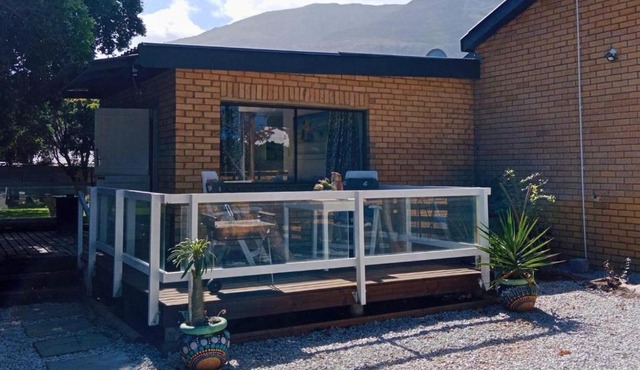 Apartments in Bettyʼs Bay, South Africa in Bettyʼs Bay