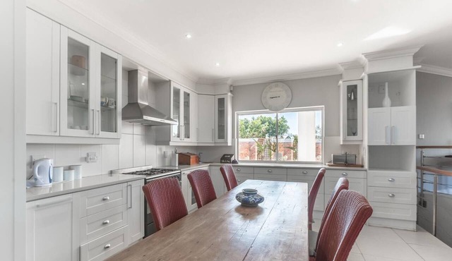 Beach Break Guest Houses and Villas in Cape Saint Francis